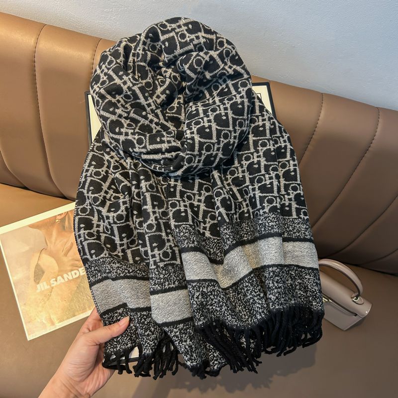 Cashmere handmade scarf women autumn and winter light luxury feeling cold warm neck outer jacquard double-sided shawl