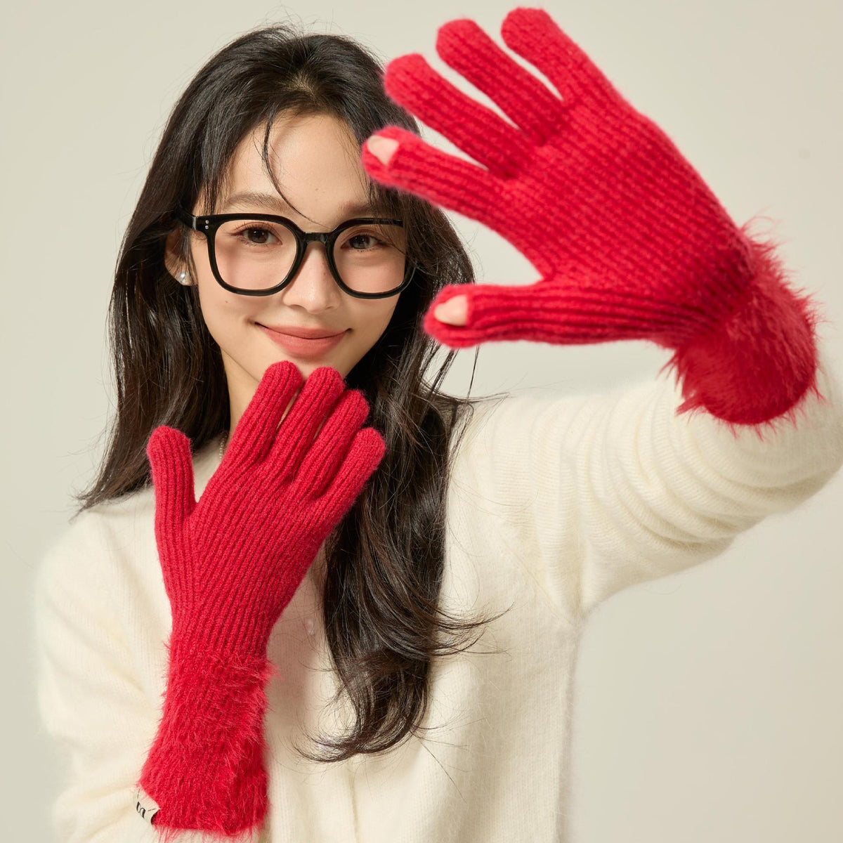 Soft glutinous rabbit fleece gloves girl sweet long leaky finger touch screen plush thick warm all-match cycling five-finger gloves